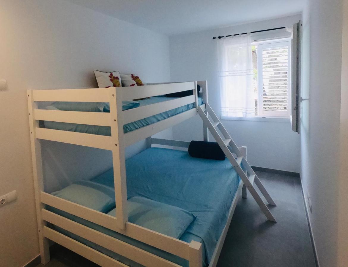 Apartamento Nuevo En El Centro Con Garaje Кадакес Екстериор снимка